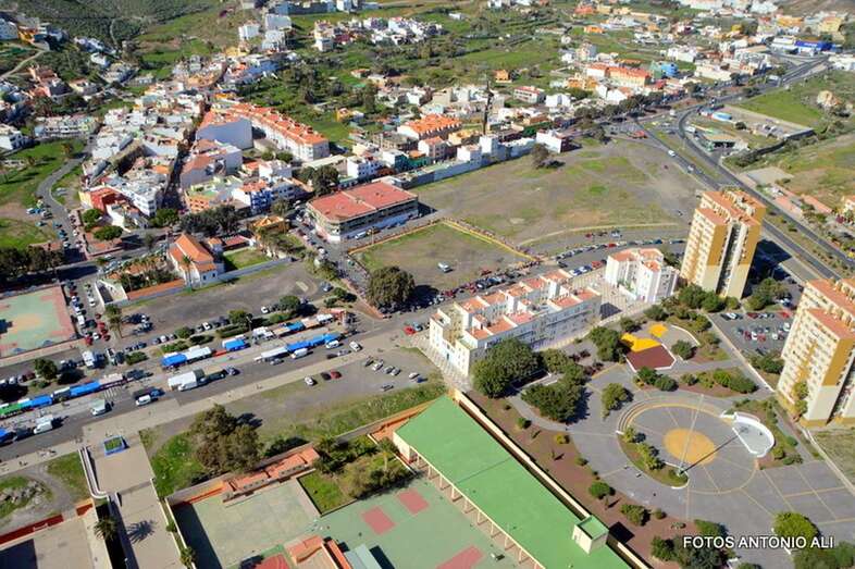 Vista aérea del Valle de Jinámar / Antonio Alí